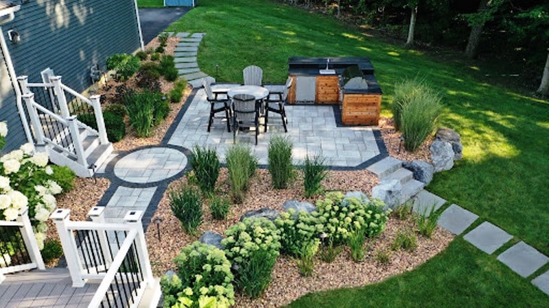 A beautiful outdoor living space design 