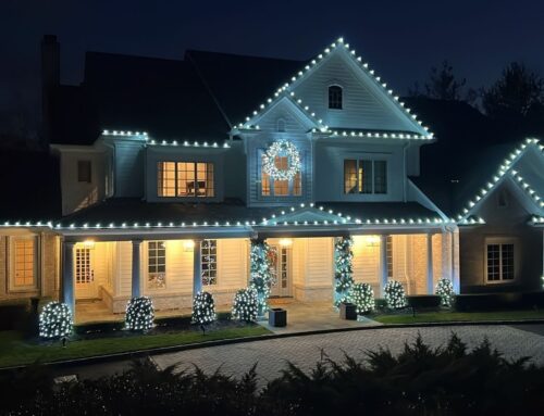 Christmas Decorating Trends this Year: Outdoor Holiday Elegance for Hudson Valley Homes