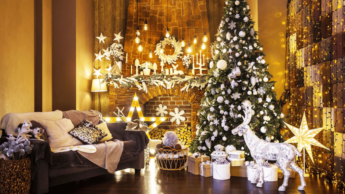 Christmas tree decor design in New York residential home