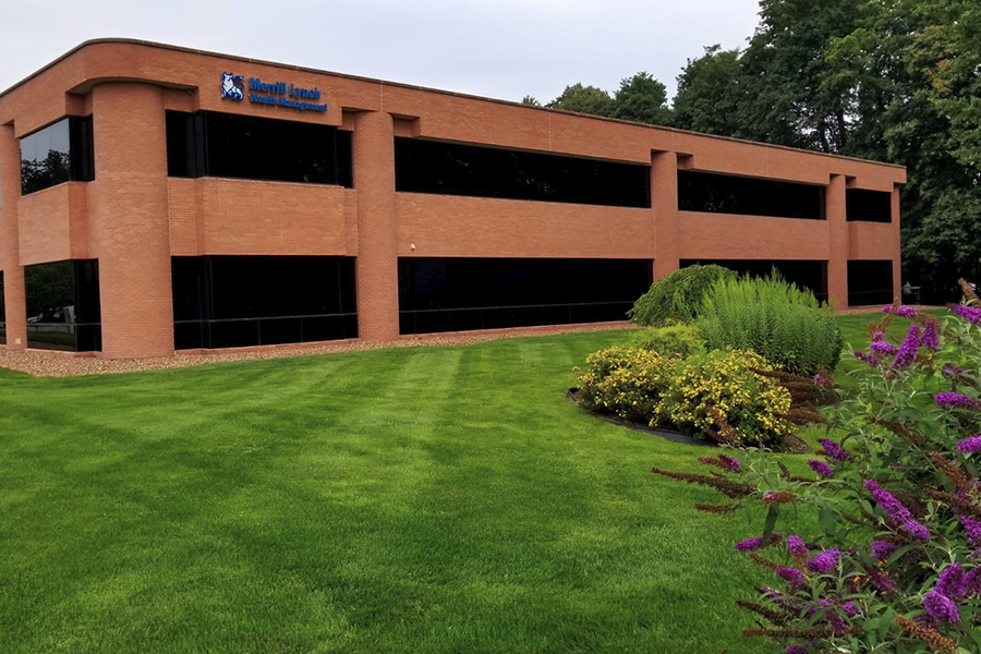 commercial property maintenance lawn care